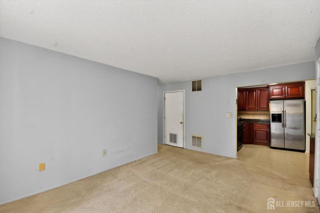 258 Kempsey Drive, North Brunswick, NJ 08902