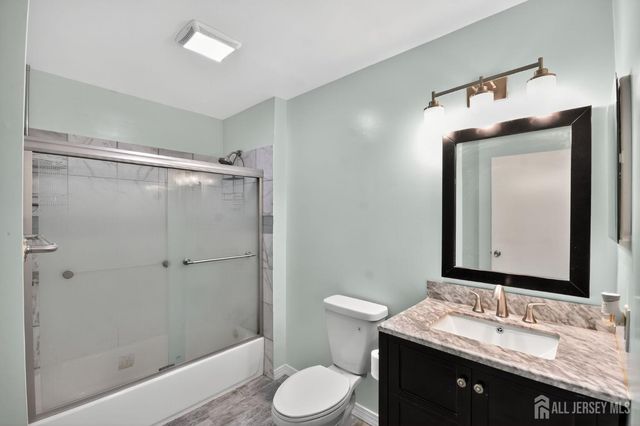 258 Kempsey Drive, North Brunswick, NJ 08902