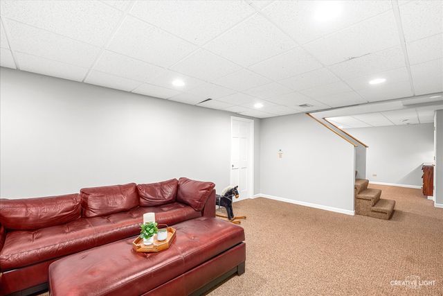 1628 Westminster Drive, Naperville, IL 60563