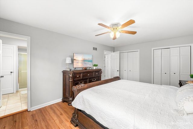 1628 Westminster Drive, Naperville, IL 60563