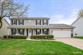 1628 Westminster Drive, Naperville, IL 60563