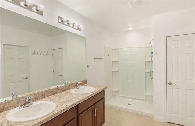 2802 40th ST SW, Lehigh Acres, FL 33976