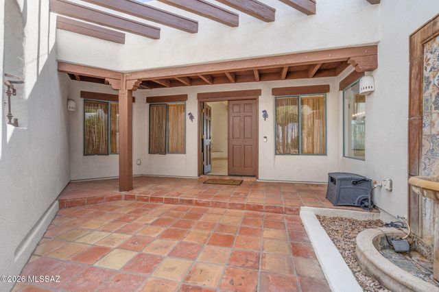 6420 N Regal Manor Drive, Tucson, AZ 85750