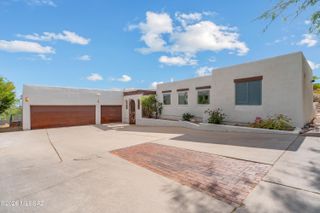 6420 N Regal Manor Drive, Tucson, AZ 85750