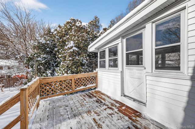 2 Blue Hills Court, Saugerties, NY 12477