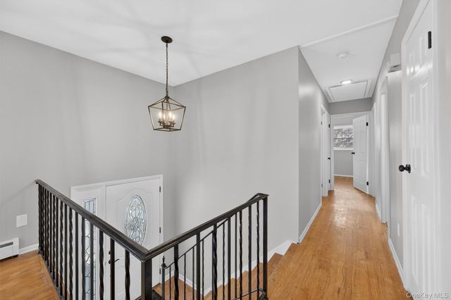 2 Blue Hills Court, Saugerties, NY 12477