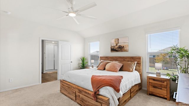 424 Chaco Loop, Seguin, TX 78155