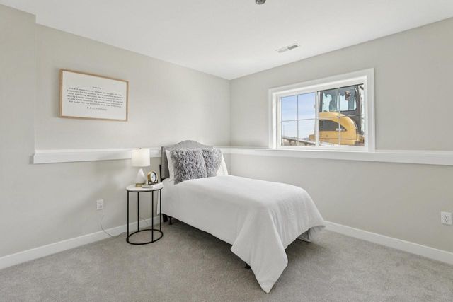 2411 Bluestem Crossing, Prairie Du Sac, WI 53578