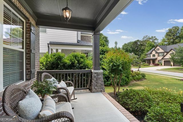 500 Lakeview Court, Woodstock, GA 30188