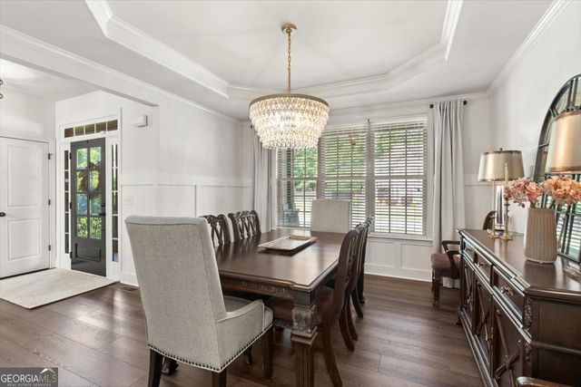 500 Lakeview Court, Woodstock, GA 30188