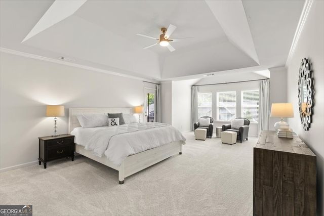 500 Lakeview Court, Woodstock, GA 30188