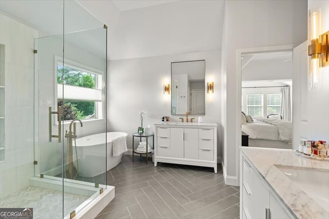 500 Lakeview Court, Woodstock, GA 30188