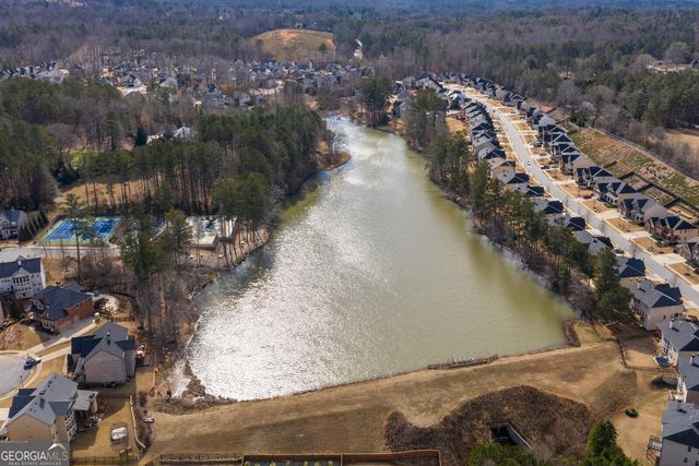 500 Lakeview Court, Woodstock, GA 30188
