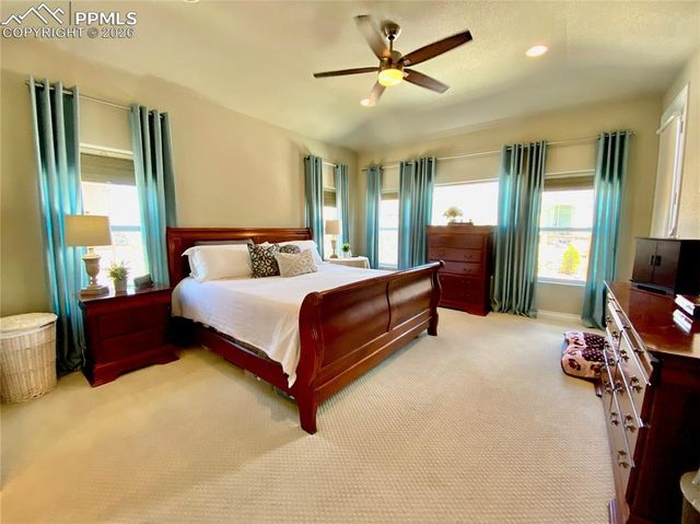 7215 Rim Bluff Lane, Colorado Springs, CO 80927