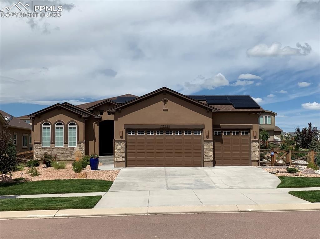 7215 Rim Bluff Lane, Colorado Springs, CO 80927
