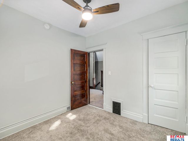 1341 S 27 Street, Omaha, NE 68105