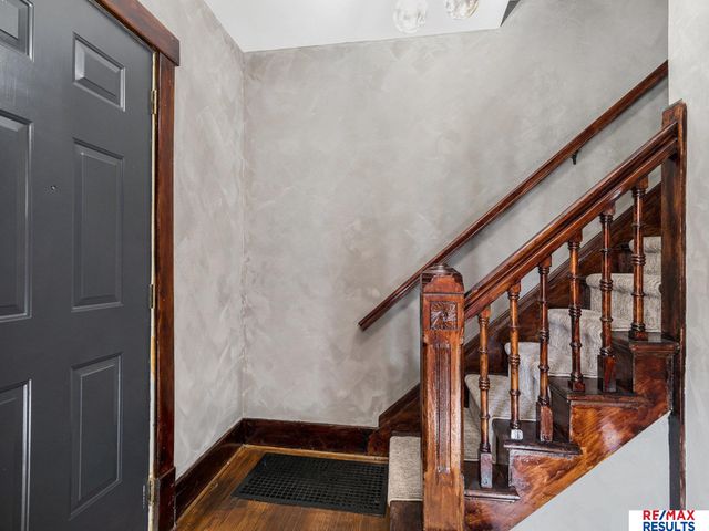 1341 S 27 Street, Omaha, NE 68105