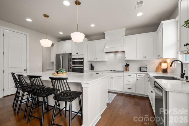 438 Sandbar Point, Clover, SC 29710