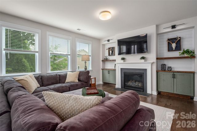 438 Sandbar Point, Clover, SC 29710