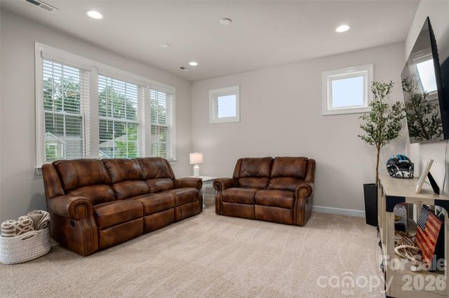 438 Sandbar Point, Clover, SC 29710