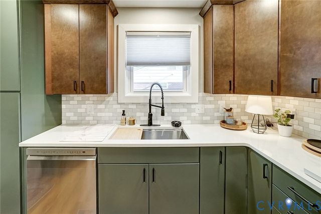 9404 Minna Dr, Henrico, VA 23229