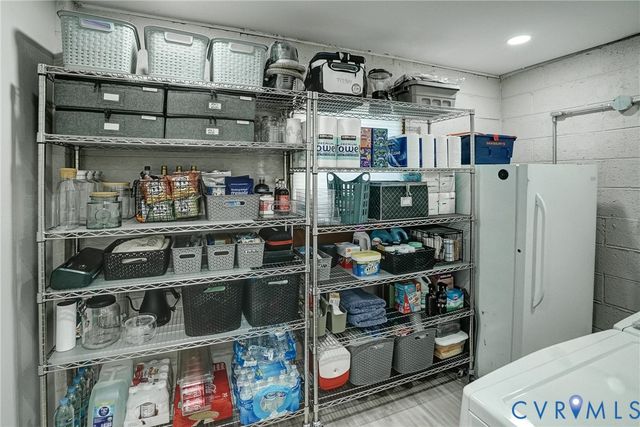 9404 Minna Dr, Henrico, VA 23229