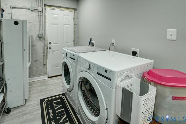 9404 Minna Dr, Henrico, VA 23229