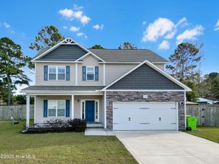 107 Anderson Avenue, Holly Ridge, NC 28445