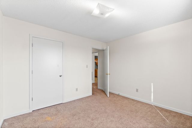 112 Stephanie Dr Apt B, Clarksville, TN 37042