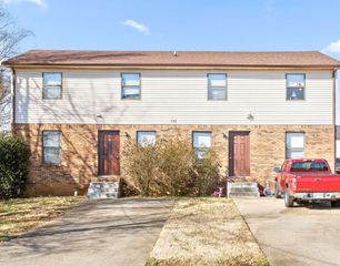 112 Stephanie Dr Apt B, Clarksville, TN 37042