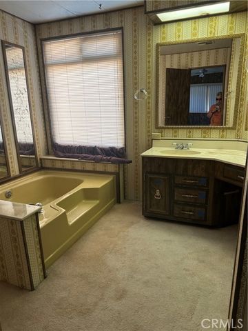 701 E Lassen Avenue 38, Chico, CA 95973