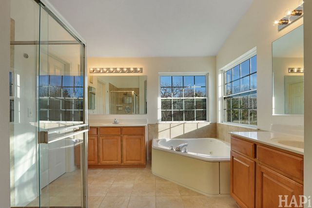 1385 Caribou Lane, Hoffman Estates, IL 60192