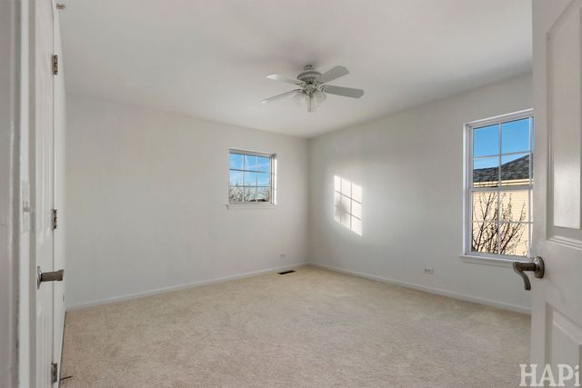 1385 Caribou Lane, Hoffman Estates, IL 60192