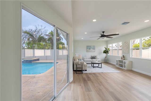 882 Gilbert Street, Sebastian, FL 32958