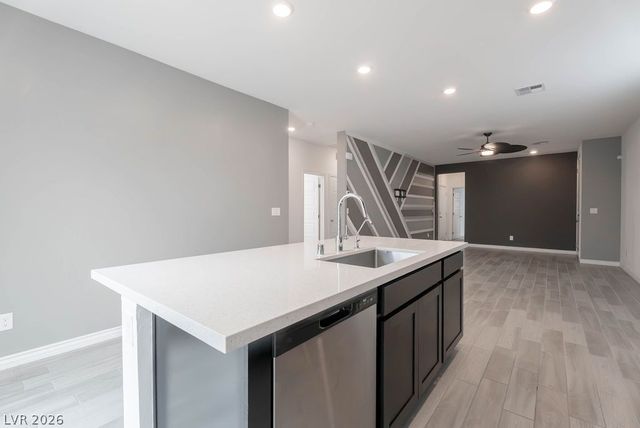 8243 Vino Merlot Avenue, Las Vegas, NV 89113