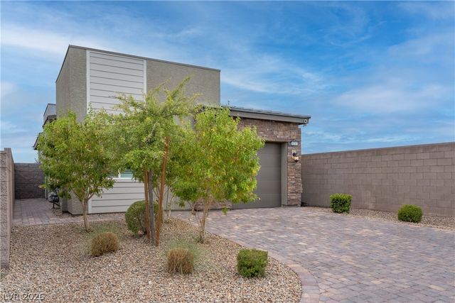 8243 Vino Merlot Avenue, Las Vegas, NV 89113