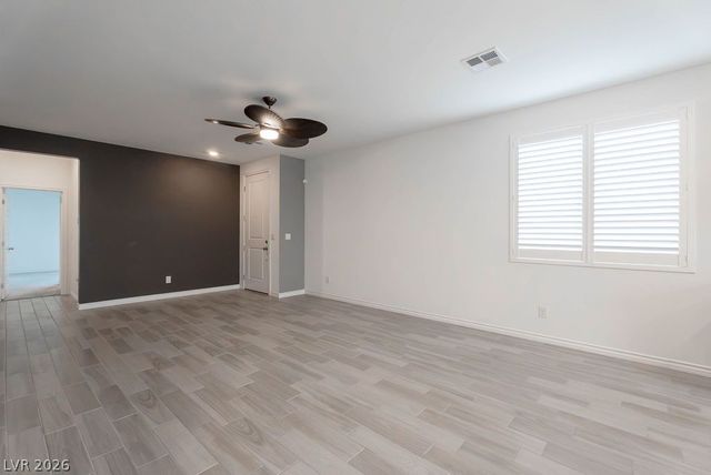 8243 Vino Merlot Avenue, Las Vegas, NV 89113