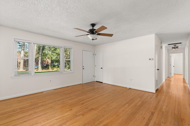 1787 Dogwood Road, Charleston, SC 29414