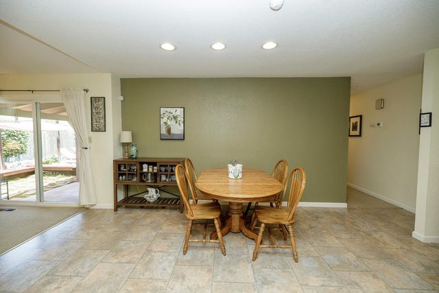 3836 Hillsboro Ct, Modesto, CA 95356
