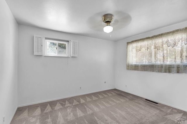 2690 Hollywood Dr, Pueblo, CO 81005