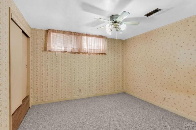 2690 Hollywood Dr, Pueblo, CO 81005