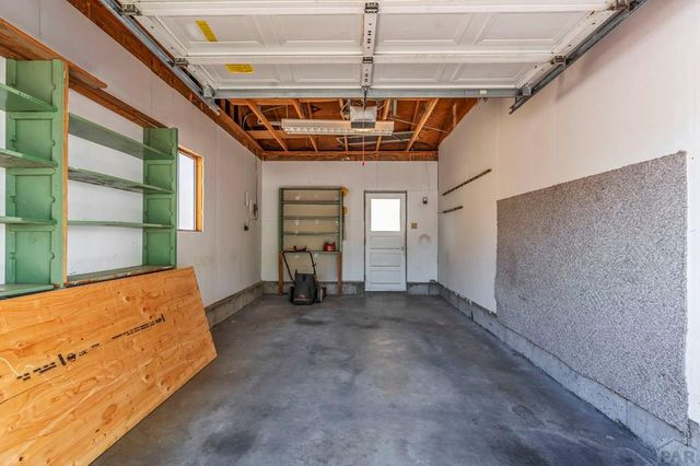 2690 Hollywood Dr, Pueblo, CO 81005