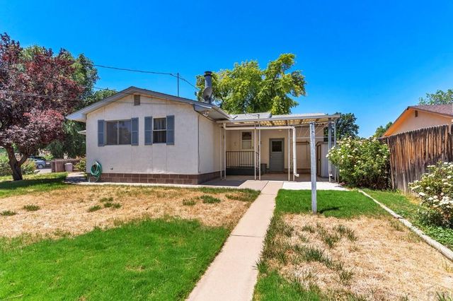 2690 Hollywood Dr, Pueblo, CO 81005