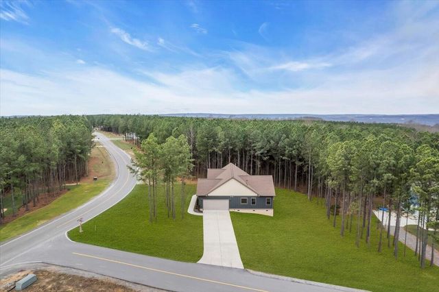 3200 Crockett Pointe, Jasper, TN 37347