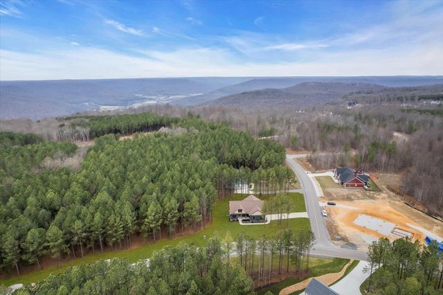 3200 Crockett Pointe, Jasper, TN 37347