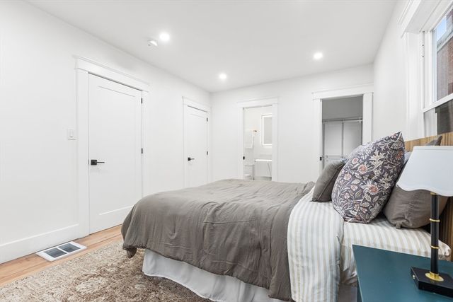 22 Prescott Street 1, Salem, MA 01970