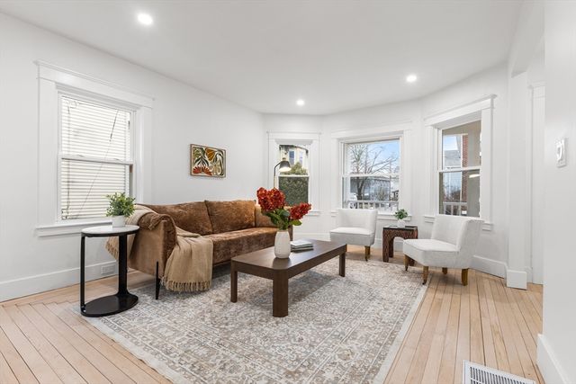 22 Prescott Street 1, Salem, MA 01970