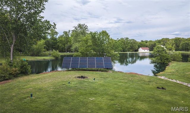 21212 Oak Trail, Warrenton, MO 63383