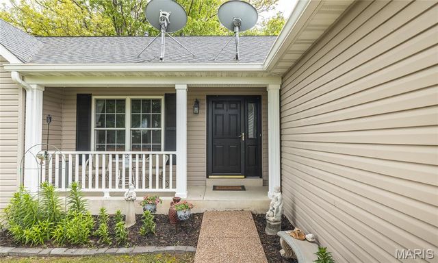 21212 Oak Trail, Warrenton, MO 63383
