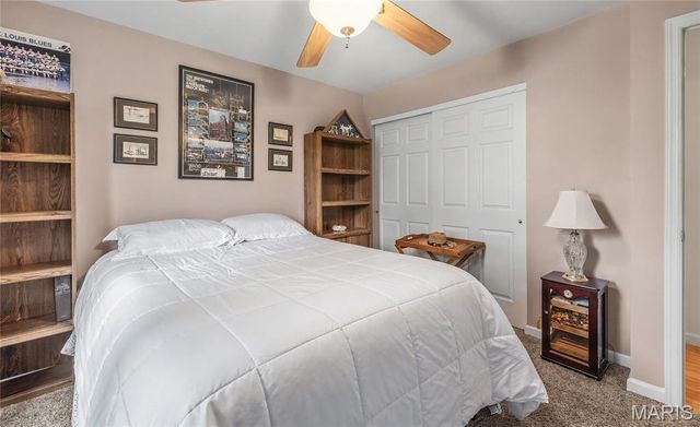 21212 Oak Trail, Warrenton, MO 63383